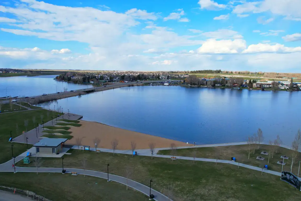 Chestermere Luxury community